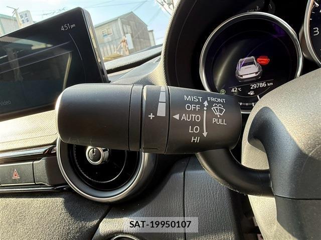 Mazda ROADSTER 2024-09 8284446-10