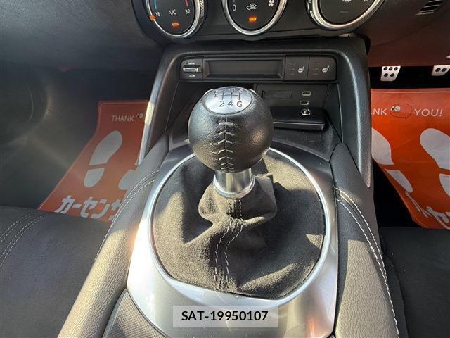 Mazda ROADSTER 2024-09 8284446-18