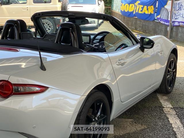 Mazda ROADSTER 2018-11 8277769-14
