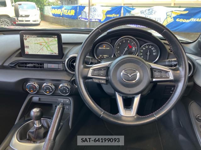 Mazda ROADSTER 2018-11 8277769-17