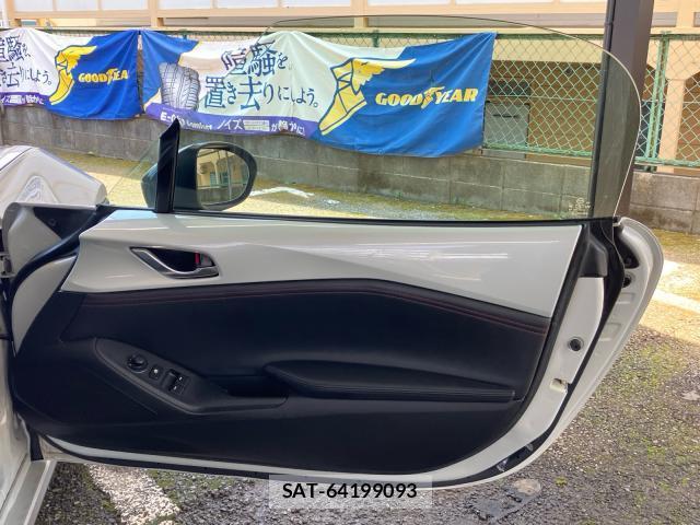 Mazda ROADSTER 2018-11 8277769-18