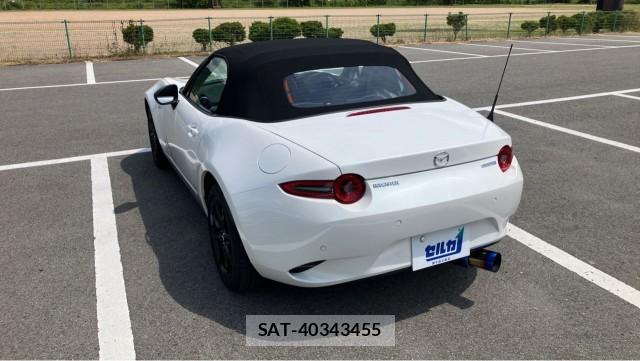 Mazda ROADSTER 2026-03 8281108-12