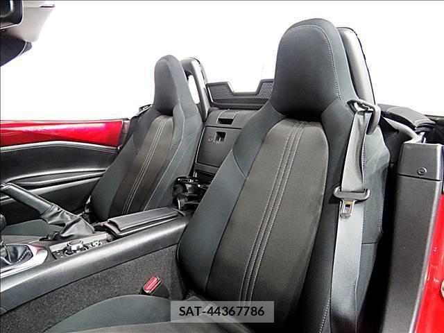 Mazda ROADSTER 2020-12 8281228-13