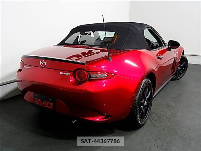 Mazda ROADSTER 2020-12 8281228-2