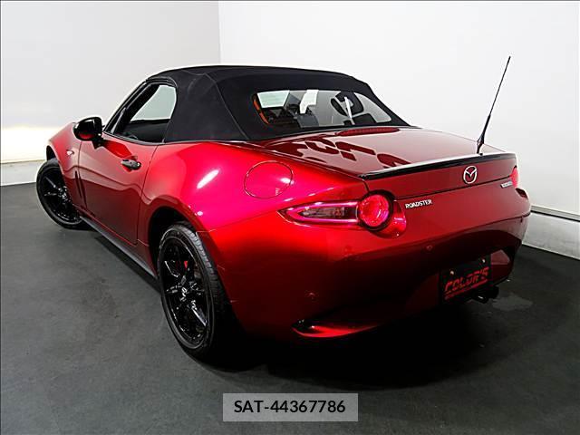 Mazda ROADSTER 2020-12 8281228-3