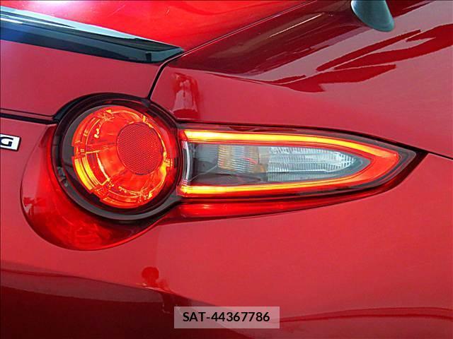 Mazda ROADSTER 2020-12 8281228-9