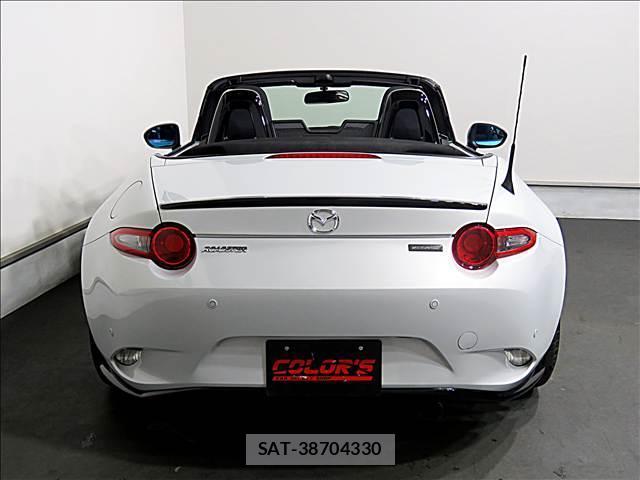 Mazda ROADSTER 2015-07 8281229-5