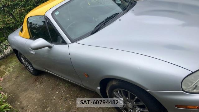 Mazda ROADSTER 1999-03 8282394-3