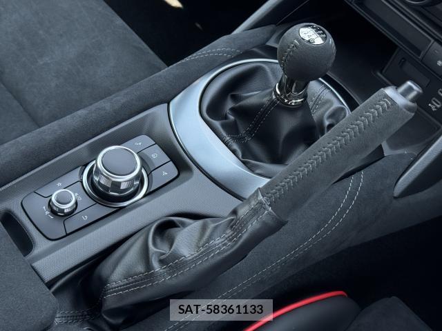 Mazda ROADSTER 2026-04 8283266-7