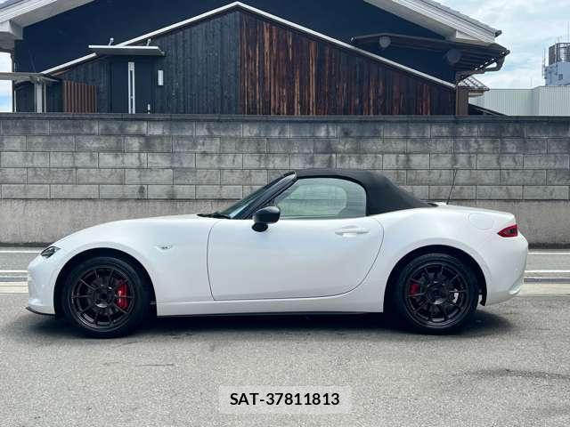 Mazda ROADSTER 2023-05 8283760-7