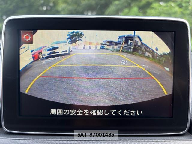Mazda ROADSTER 2017-06 8284048-5