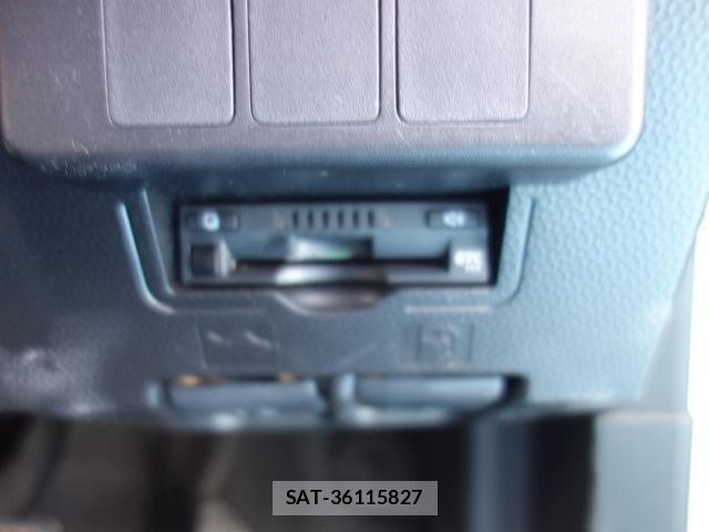 Toyota ROOMY 2018-01 8277227-9