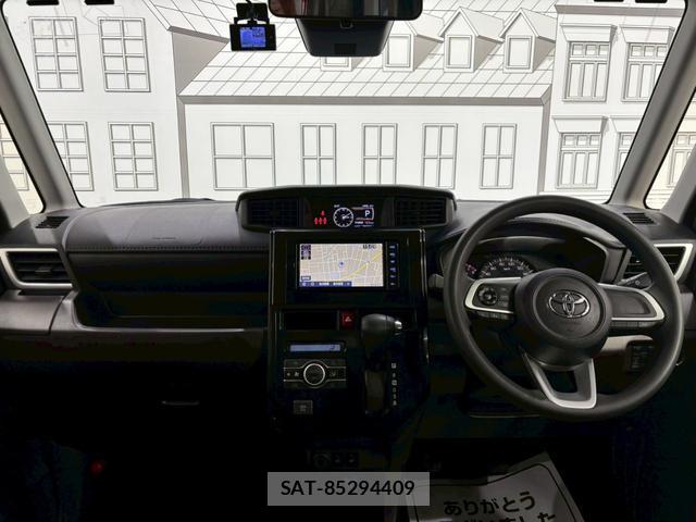 Toyota ROOMY 2021-09 8277324-1