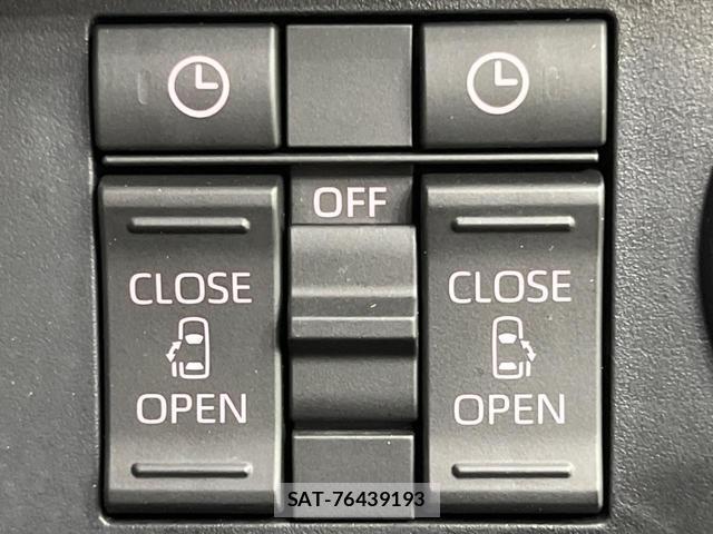 Toyota ROOMY 2022-03 8277533-2