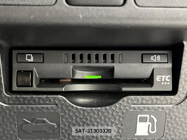 Toyota ROOMY 2020-04 8278074-5
