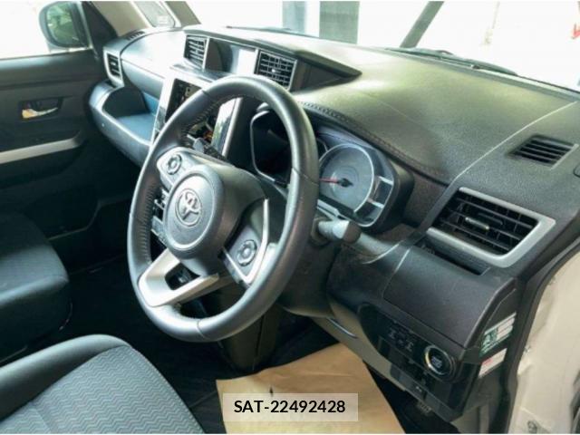 Toyota ROOMY 2021 8278526-2