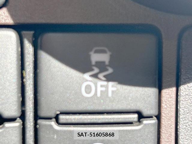 Toyota ROOMY 2019-06 8278817-12