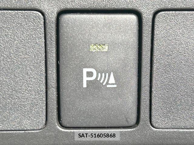 Toyota ROOMY 2019-06 8278817-9