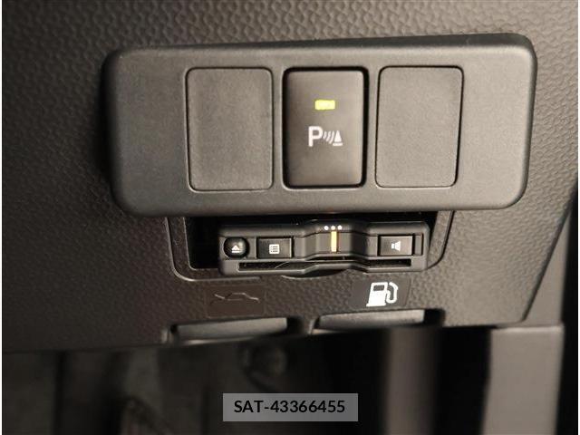 Toyota ROOMY 2024-03 8279067-4