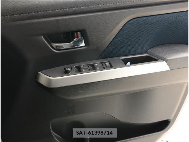 Toyota ROOMY 2022-11 8279077-4