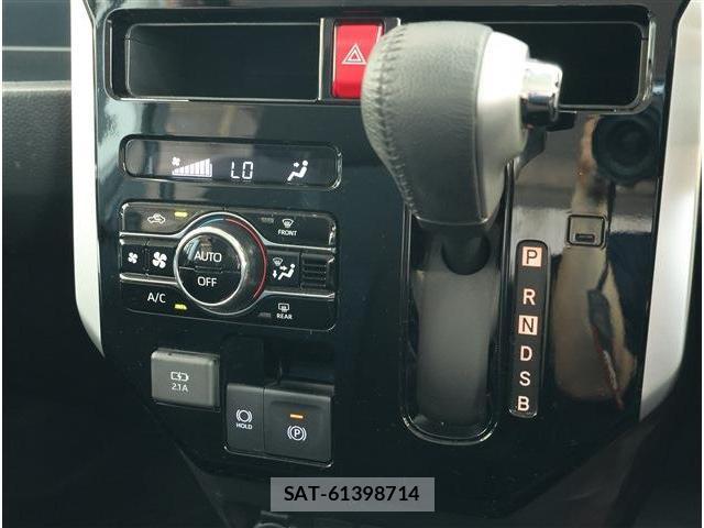 Toyota ROOMY 2022-11 8279077-9
