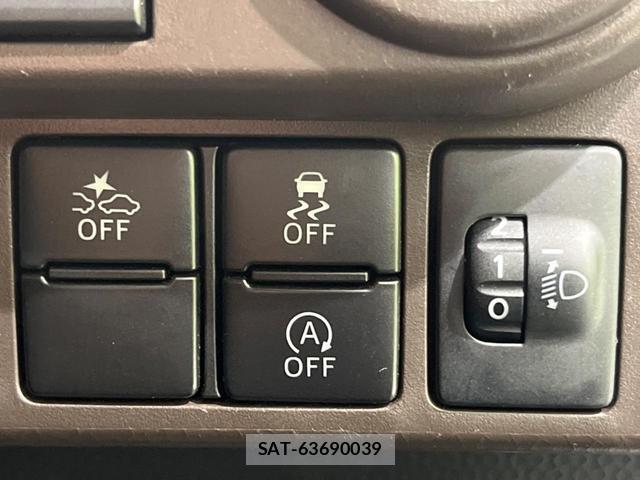 Toyota ROOMY 2020-09 8279269-4