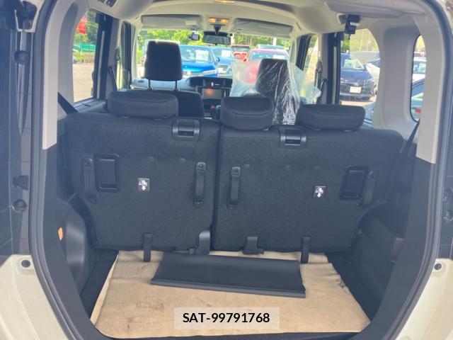 Toyota ROOMY 2019-12 8279943-11