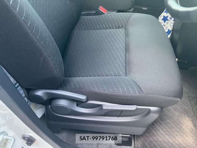 Toyota ROOMY 2019-12 8279943-16