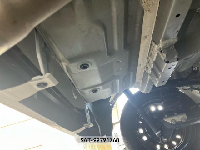 Toyota ROOMY 2019-12 8279943-7