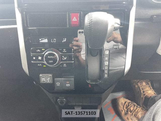 Toyota ROOMY 2023-03 8280304-12