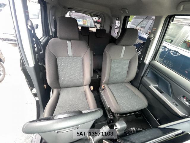 Toyota ROOMY 2023-03 8280304-3