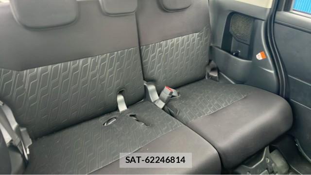 Toyota ROOMY 2017-09 8282098-6