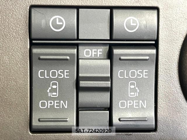 Toyota ROOMY 2021-11 8282574-4
