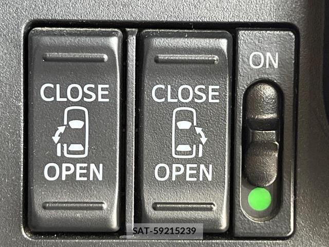 Toyota ROOMY 2017-09 8283270-6