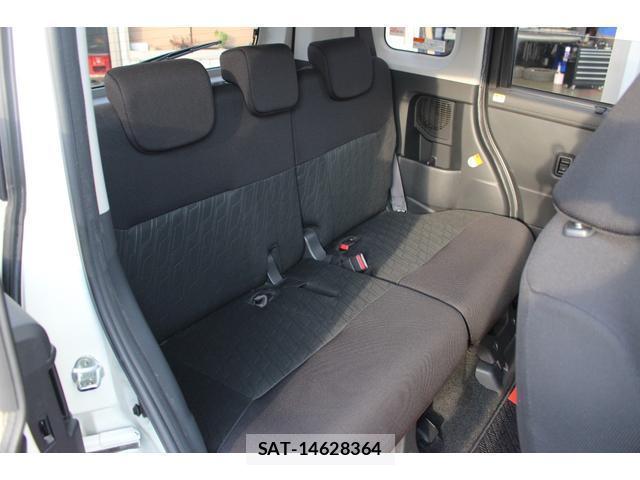 Toyota ROOMY 2019-07 8283504-11