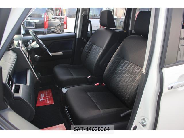 Toyota ROOMY 2019-07 8283504-12