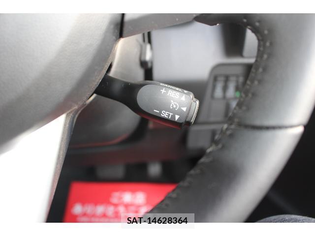 Toyota ROOMY 2019-07 8283504-7