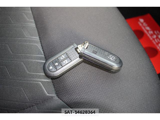 Toyota ROOMY 2019-07 8283504-8