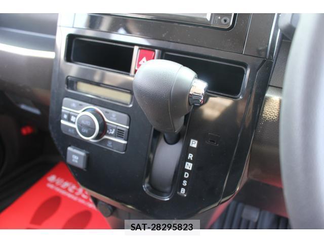 Toyota ROOMY 2021-04 8283521-7