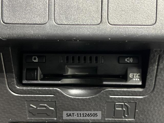 Toyota ROOMY 2017-07 8283666-6