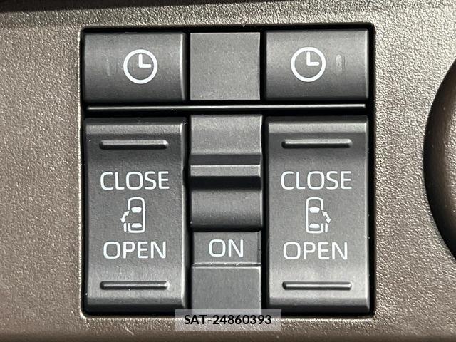 Toyota ROOMY 2024-06 8283806-2