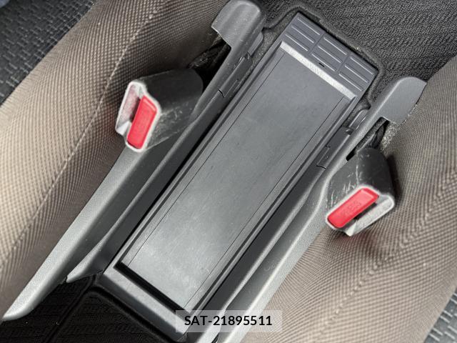 Toyota ROOMY 2021-04 8284102-19