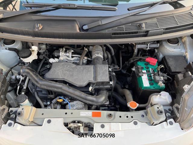 Toyota ROOMY 2023-05 8285048-16