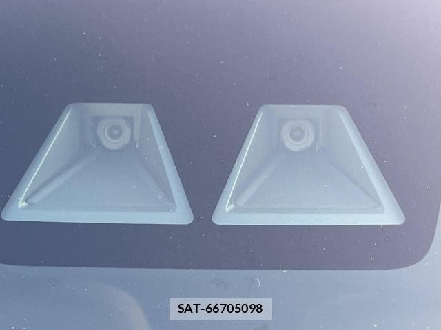 Toyota ROOMY 2023-05 8285048-4