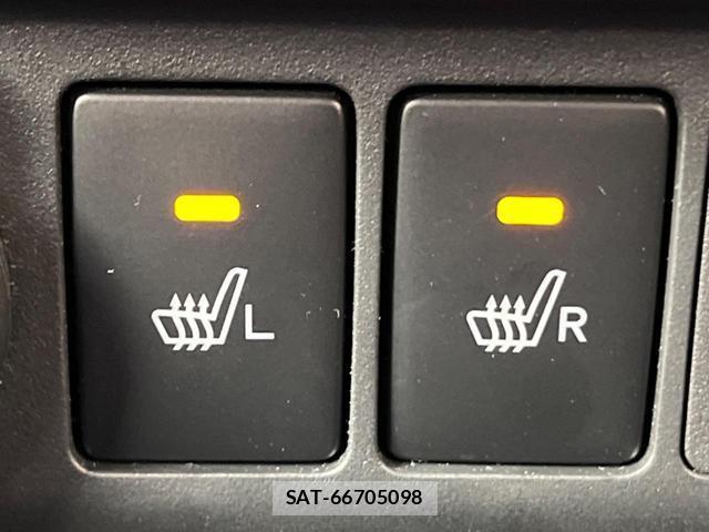 Toyota ROOMY 2023-05 8285048-6