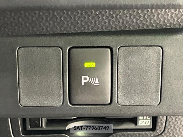 Toyota ROOMY 2023-08 8285190-6