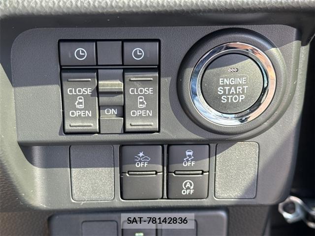 Toyota ROOMY 2025-06 8285409-3