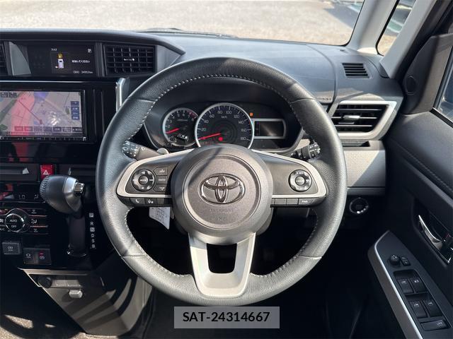 Toyota ROOMY 2022-03 8285410-12