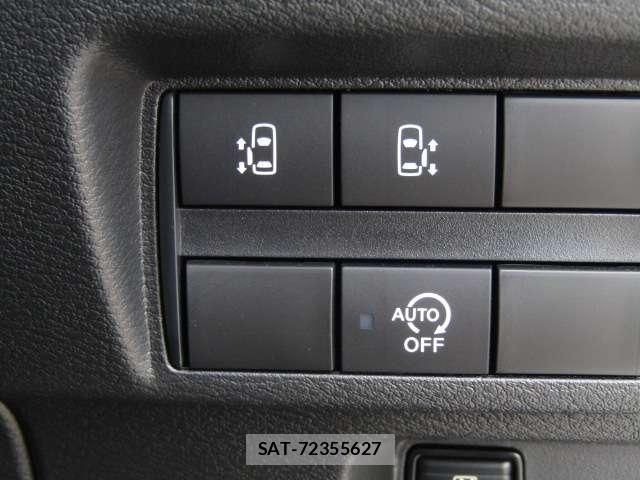Nissan ROOX 2025-02 8276922-4