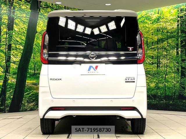 Nissan ROOX 2022-09 8277392-15